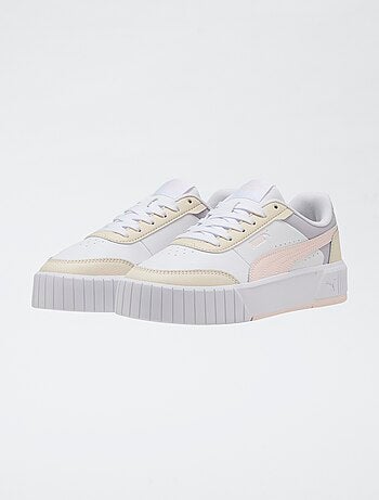 Zapatillas 'PUMA' con suelas gruesas
