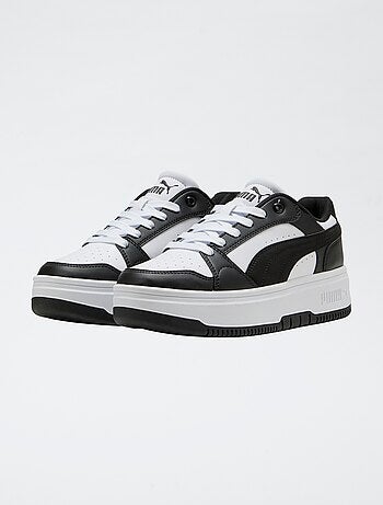 Zapatillas 'Puma' con suelas gruesas