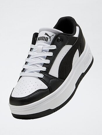 Zapatillas 'Puma' con suelas gruesas