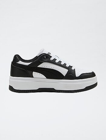 Zapatillas 'Puma' con suelas gruesas
