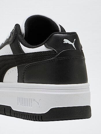 Zapatillas 'Puma' con suelas gruesas
