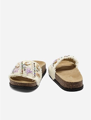 Zapatillas sin talón con detalles de perlas