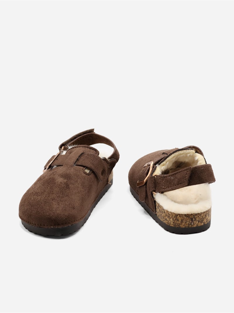 Zapatillas sin talón forradas Marrón - Kiabi