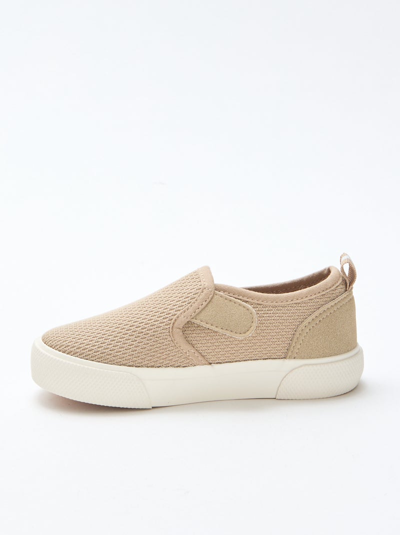 Zapatillas slip-on de malla lisa Beige - Kiabi