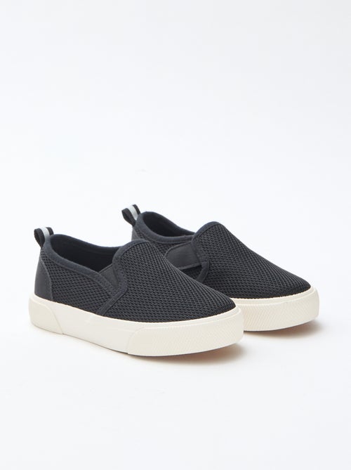 Zapatillas slip-on de malla lisa - Kiabi