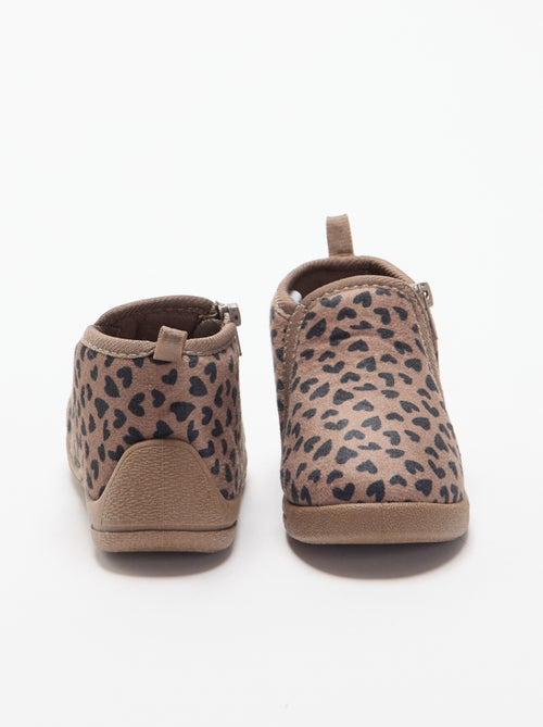 Zapatillas tipo botín estampadas - Kiabi Zapatillas tipo botín estampadas - Kiabi