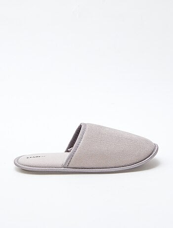 Zapatillas tipo mule de terciopelo