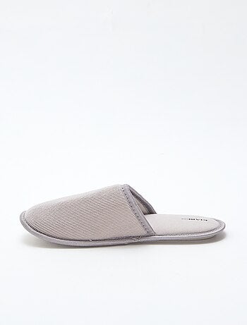Zapatillas tipo mule de terciopelo