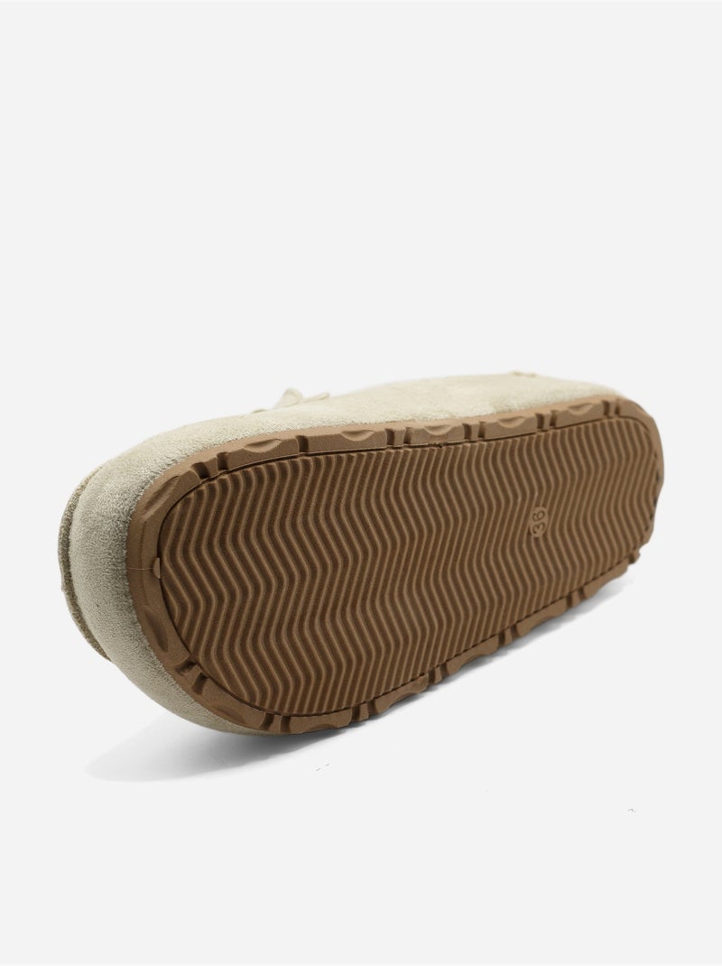 Zapatillas tipo mules con efecto ante Crema - Kiabi
