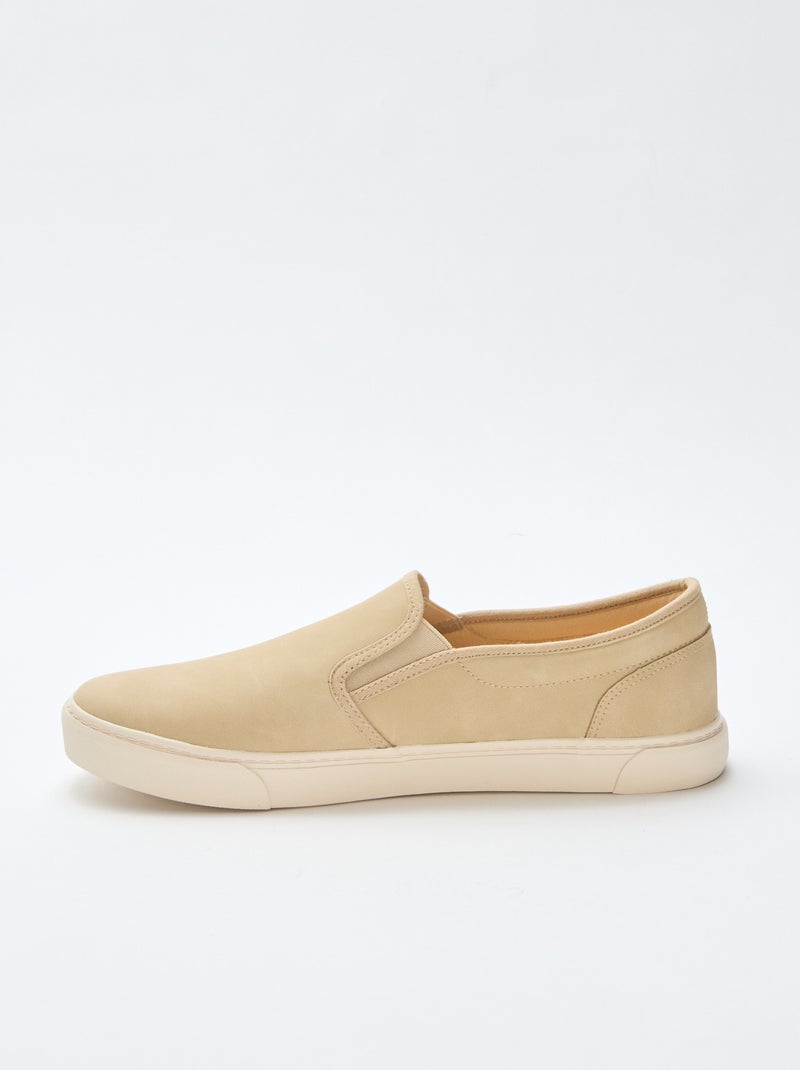 Zapatillas tipo slip-on de ante Beige - Kiabi