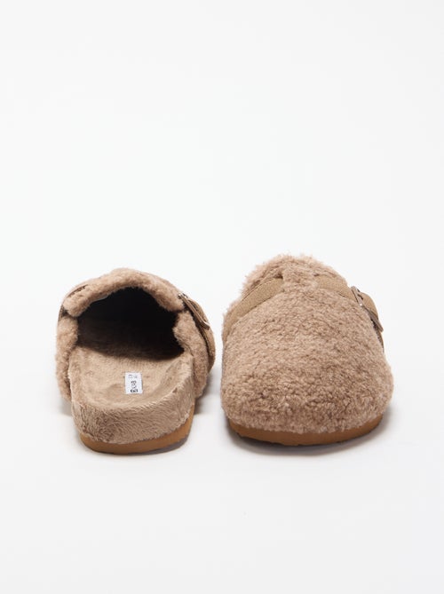 Zapatillas tipo zueco forradas - Kiabi