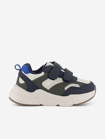 Zapatillas tricolor con velcro
