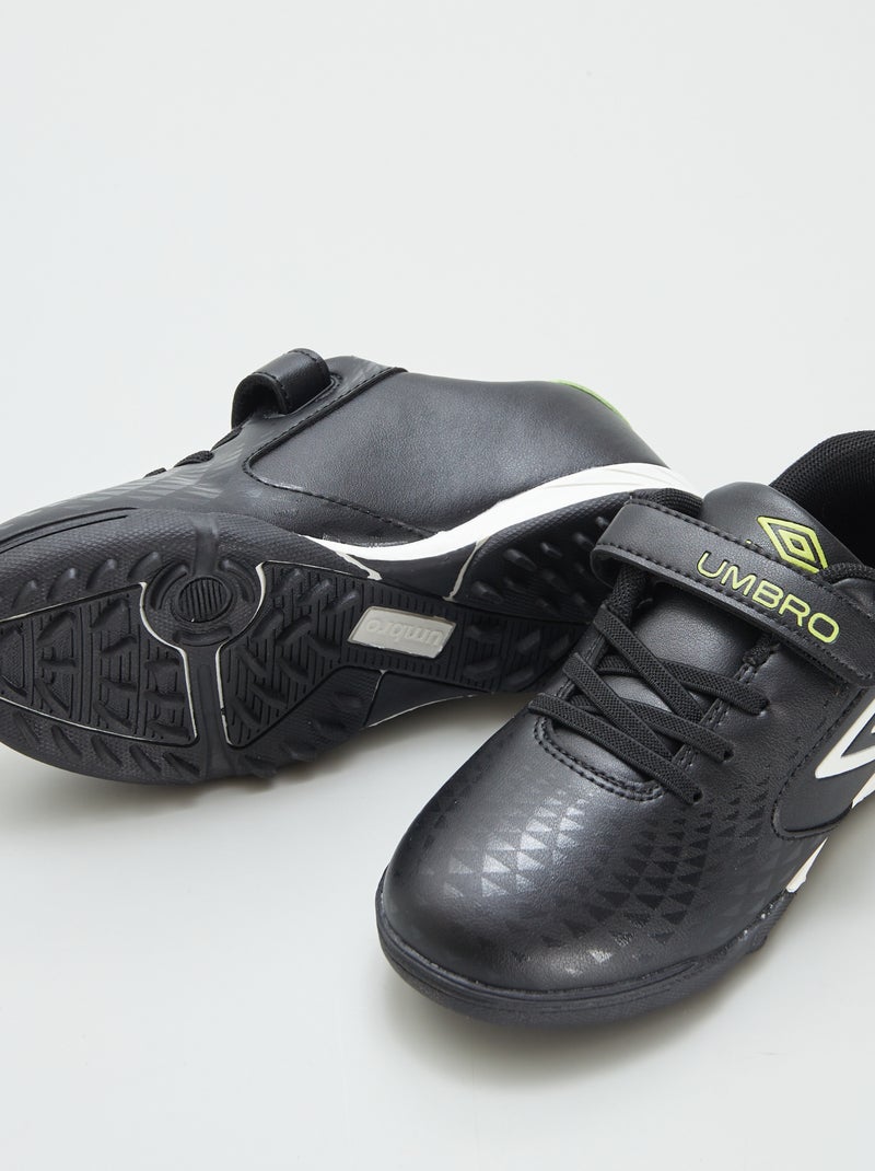 Zapatillas 'Umbro' con tacos NEGRO - Kiabi