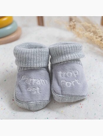 Zapatitos para bebé bordados el padrino es genial