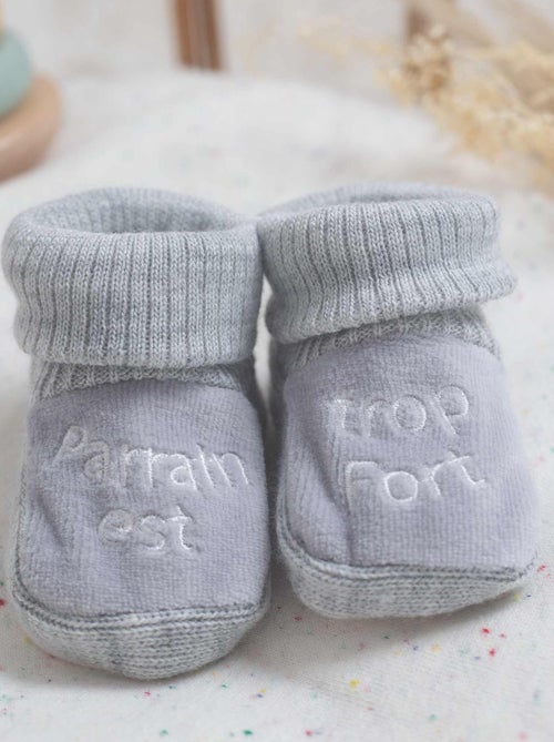 zapatitos para bebé bordados el padrino es genial - Kiabi