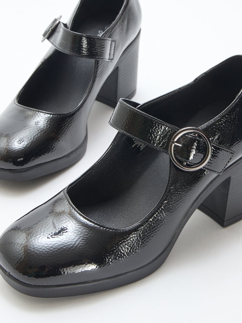 Zapato de salón en charol con tacón Negro - Kiabi