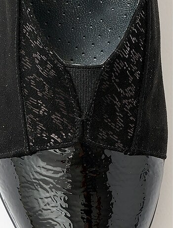 Zapato urbano con cuña ancha y confort. - Afibel