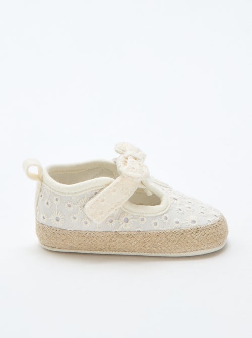 Zapatos con detalles bordados - Kiabi