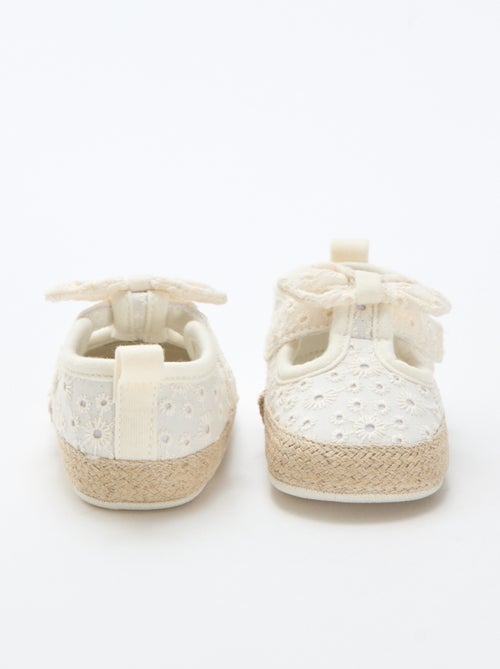 Zapatos con detalles bordados - Kiabi