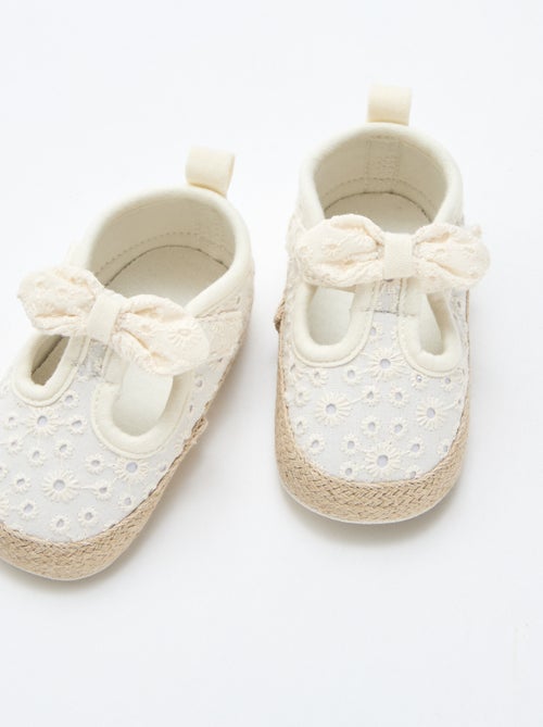 Zapatos con detalles bordados - Kiabi