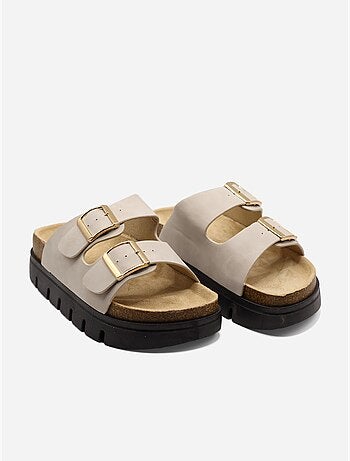 Zapatos destalonados con plataforma