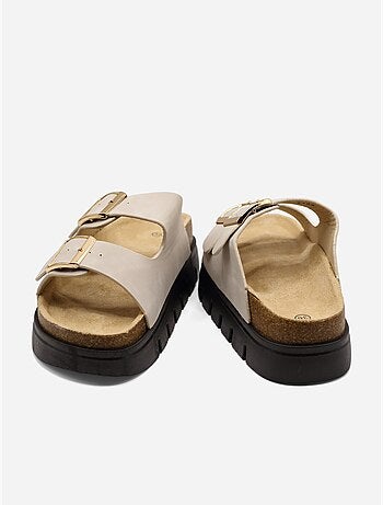 Zapatos destalonados con plataforma