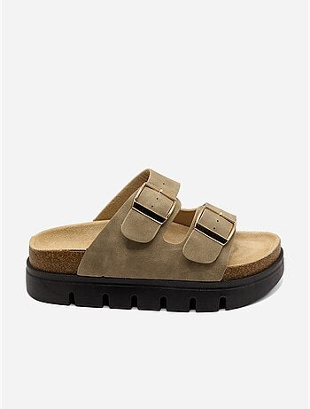 Zapatos destalonados con plataforma