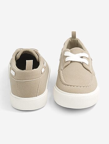 Zapatos náuticos con cordones