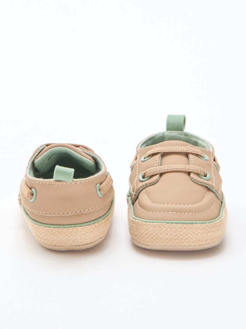 Zapatos náuticos en símil Beige - Kiabi