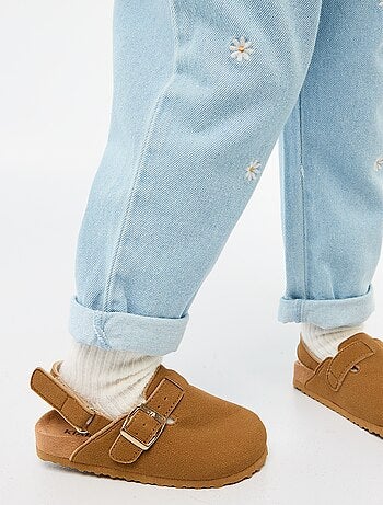 Zuecos de antelina con velcro