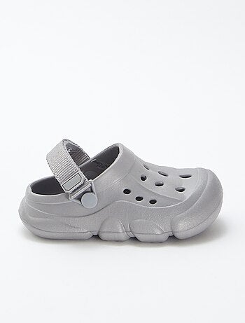 Zuecos de plástico moldeado con velcro