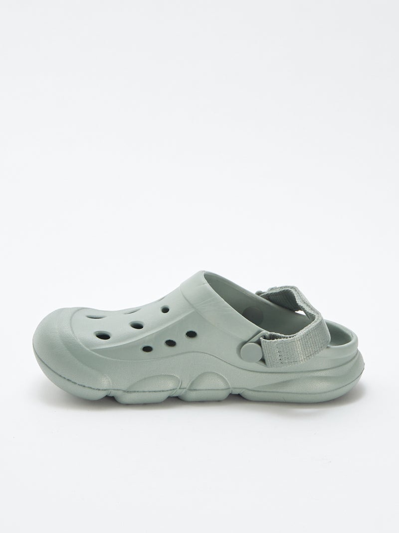 Zuecos lisos de plástico moldeado VERDE - Kiabi
